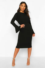 Load image into Gallery viewer, Frill Sleeve Midi Dress