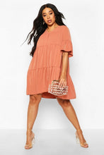 Load image into Gallery viewer, Plus Ruched Detail Smock Dress