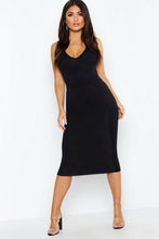Load image into Gallery viewer, Black Basic Midi Skirt
