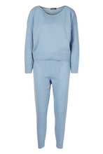Load image into Gallery viewer, Slash Neck Cropped Knitted Set
