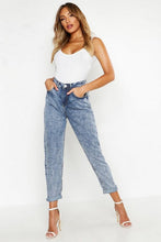 Load image into Gallery viewer, High Rise Acid Wash Boyfriend Jeans
