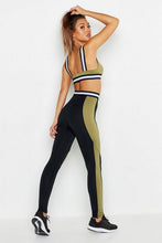 Load image into Gallery viewer, Fit Contrast Panel Running Leggings
