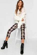 Load image into Gallery viewer, Tartan Check Tapered Pants
