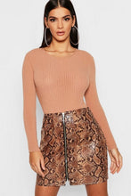 Load image into Gallery viewer, Snakeskin PU Leather Look Zip Front Mini Skirt
