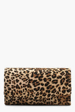 Load image into Gallery viewer, Structured Leopard Envelope Clutch &amp; Chain
