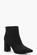 Load image into Gallery viewer, Block Heel Pointed Shoe Boots

