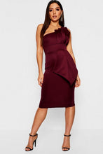 Load image into Gallery viewer, One Shoulder Pleated Detail Midi Dress
