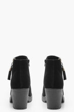 Load image into Gallery viewer, Wide Fit Suedette Zip Side Chunky Heel Chelsea Boots
