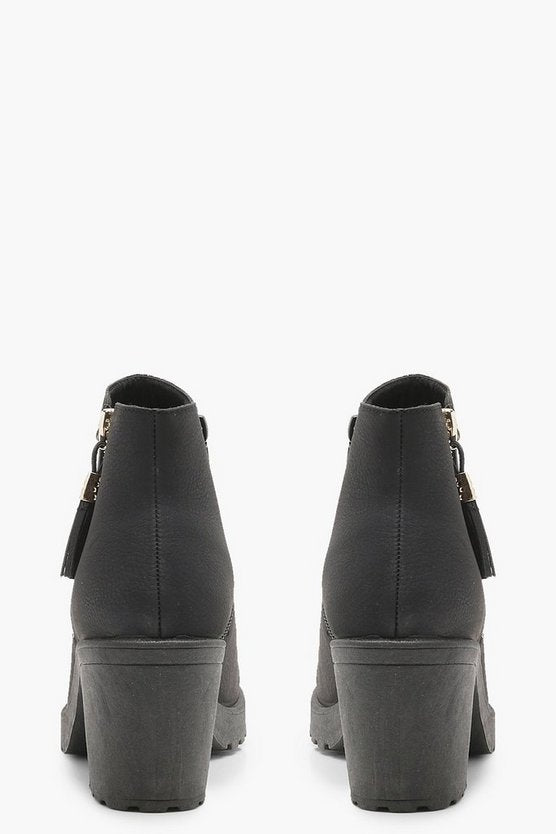 Wide Fit Zip Side Chunky Heel Chelsea Boots