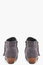 Load image into Gallery viewer, Zip Trim Chelsea Ankle Boots
