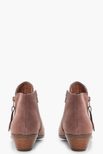 Load image into Gallery viewer, Zip Trim Chelsea Ankle Boots
