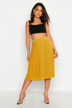 Load image into Gallery viewer, Crepe Pleated Midi Skirt
