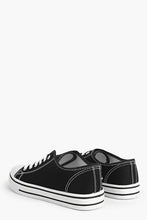 Load image into Gallery viewer, Lace Up Canvas Flat Sneakers
