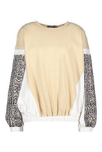 Load image into Gallery viewer, Colour Block Snake Print Sweatshirt
