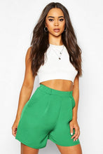 Load image into Gallery viewer, Woven Mom Shorts
