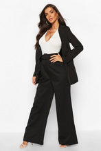 Load image into Gallery viewer, Wide Leg Belted Trouser
