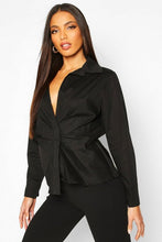 Load image into Gallery viewer, Ruched Front Detail Shirt
