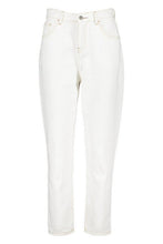 Load image into Gallery viewer, High Rise Contrast Stitch Mom Jean
