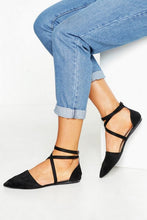 Load image into Gallery viewer, Pointed Toe Cross Strap Ballets
