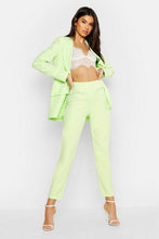 Load image into Gallery viewer, Woven Oversized Button Tapered Pants
