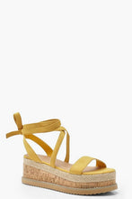 Load image into Gallery viewer, Wrap Strap Flatform Sandals
