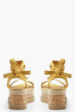 Load image into Gallery viewer, Wrap Strap Flatform Sandals
