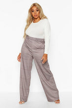 Load image into Gallery viewer, Plus Dog Tooth Wide Leg Trousers
