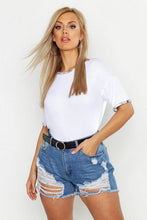 Load image into Gallery viewer, Plus Snake Print Ringer T-Shirt
