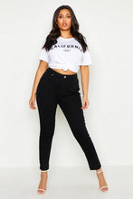 Load image into Gallery viewer, Plus High Waist Mom Jean
