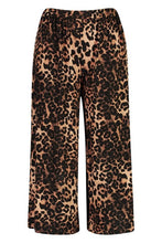 Load image into Gallery viewer, Plus Leopard Print Wide Leg Culotte
