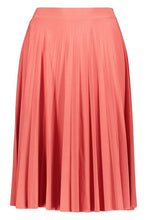 Load image into Gallery viewer, Petite Slinky Pleated Midi Skirt
