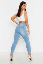 Load image into Gallery viewer, Petite 5 Pocket Skinny Jeans
