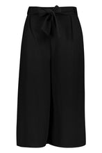 Load image into Gallery viewer, Plus Self Belt Structured Culotte Pants
