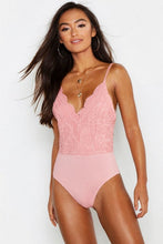 Load image into Gallery viewer, Petite Scallop Edge Strappy Lace Bodysuit
