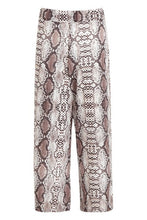 Load image into Gallery viewer, Petite Snake Print Slinky Culottes
